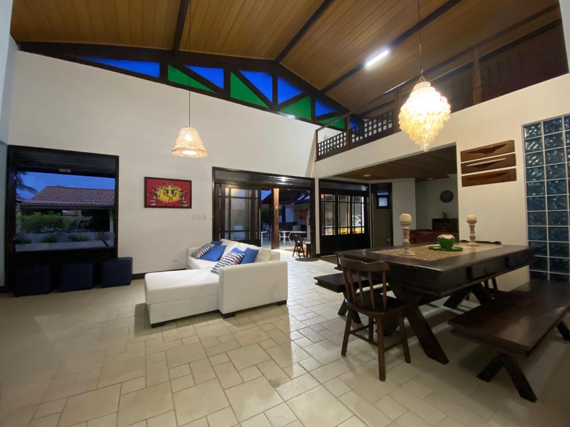 Casa Familiar 5 *